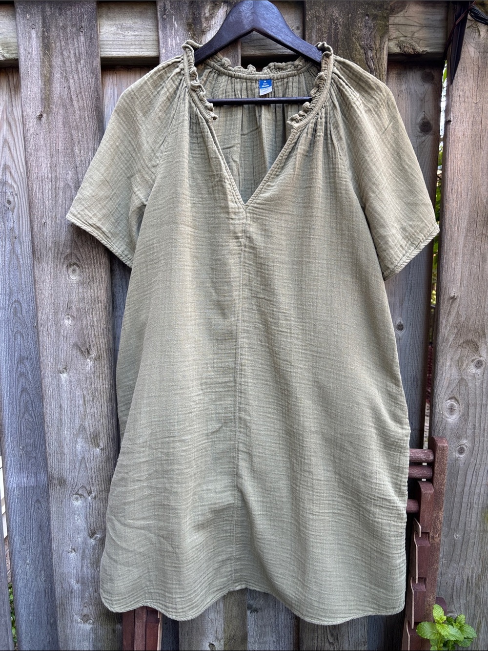 Olive Green Crinkle Cotton Short-Sleeve V-Neck Women’s Dress Tall